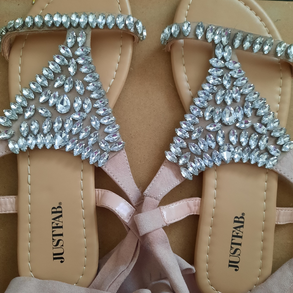 JustFab Sparkling Crystal Sandals with PALE Pink Bow TIE
